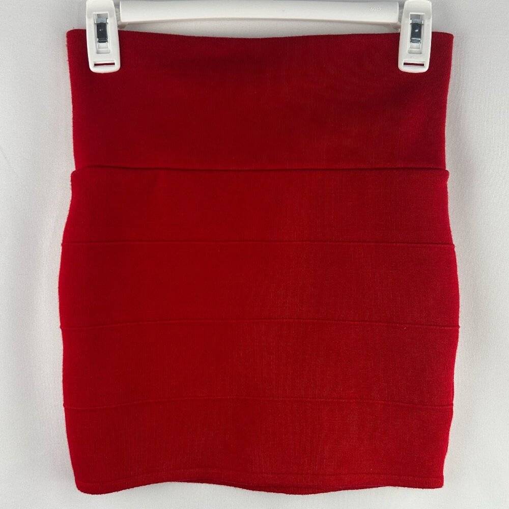 Limité girly stretchy red bandage mini skirt – size Small